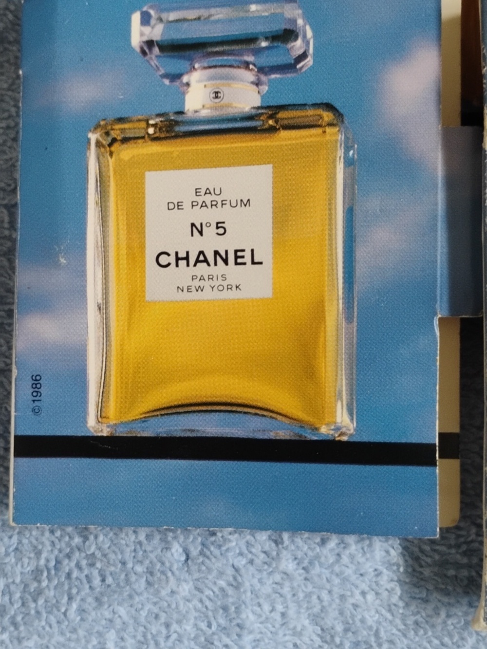 Chanel Samples - Picture 2 of 3
